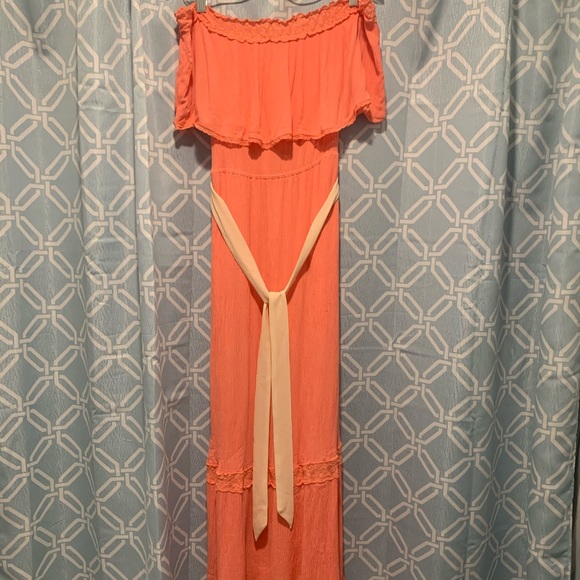 Beautiful Peach Tropical Dress! - Picture 4 of 8